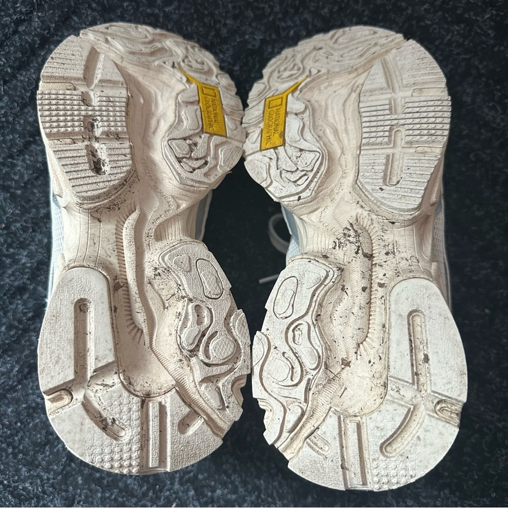 National Geographic Cream and Gray Sneakers - Picture 5 of 6